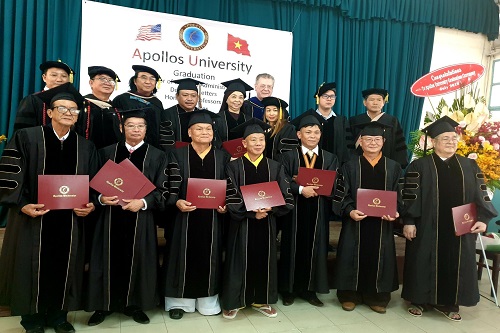 Lễ trao bằng Giáo Sư Danh dự và Tiến sĩ danh dự cho TT Thích Thiện Diệu